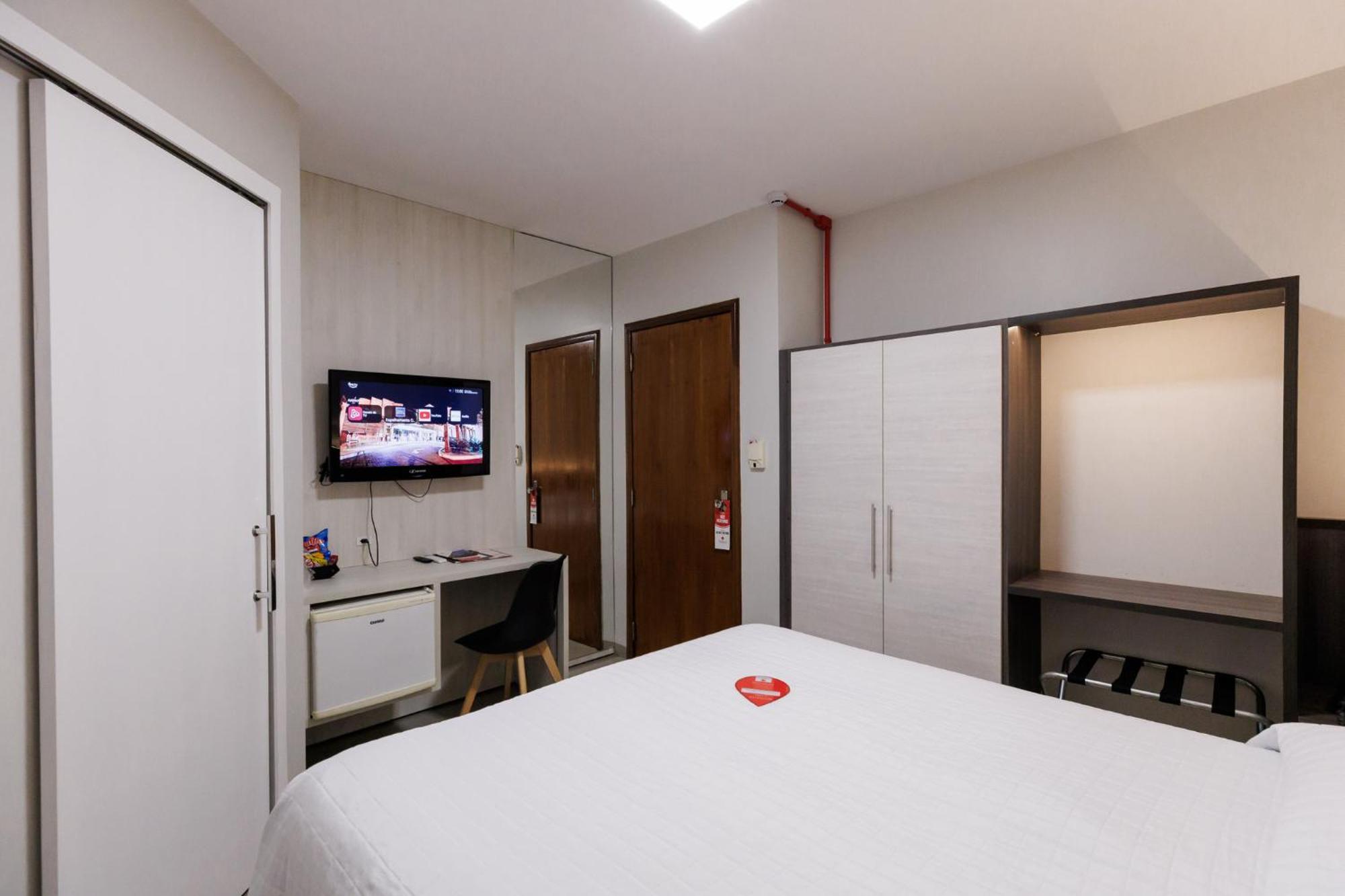 Tonello Business Hotel Campo Mourão Екстериор снимка