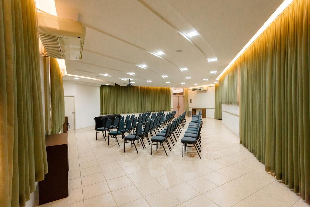 Tonello Business Hotel Campo Mourão Екстериор снимка